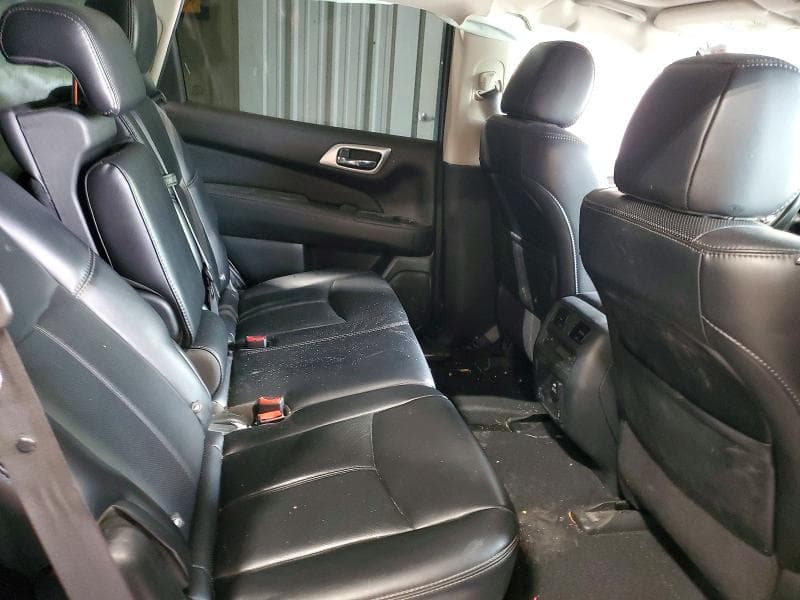 2017 NISSAN PATHFINDER PLATINUM 11