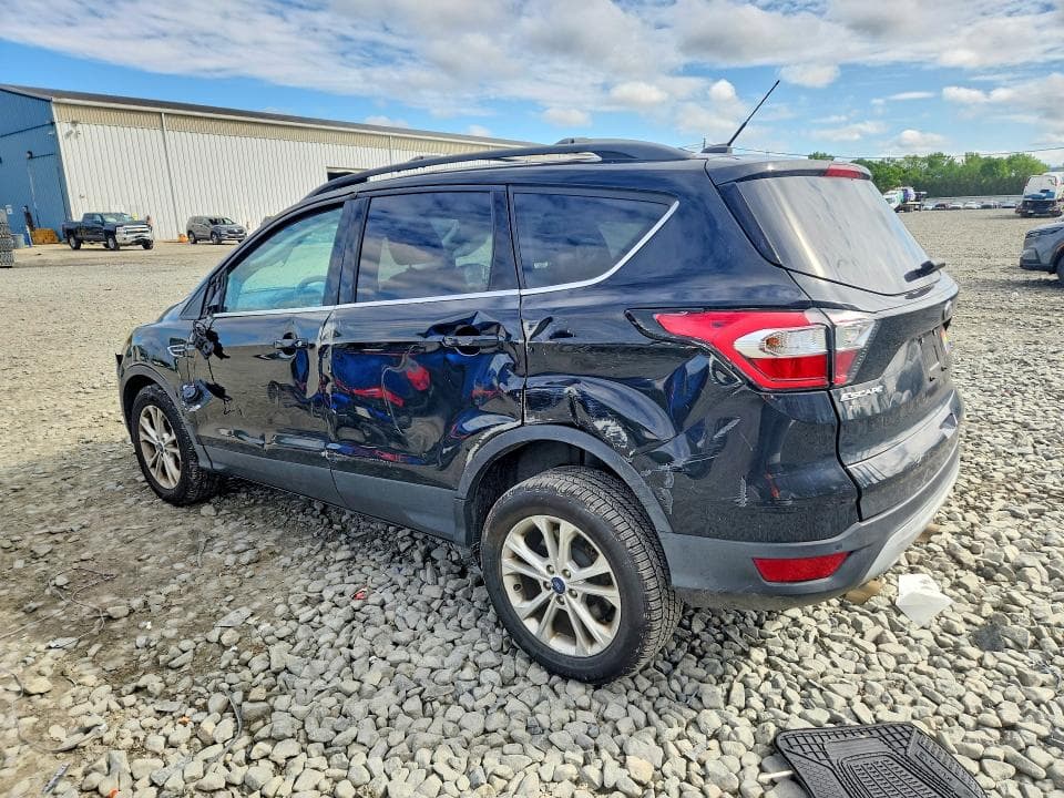 2017 FORD ESCAPE SE 2
