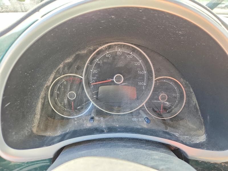 2018 VOLKSWAGEN BEETLE S S 9