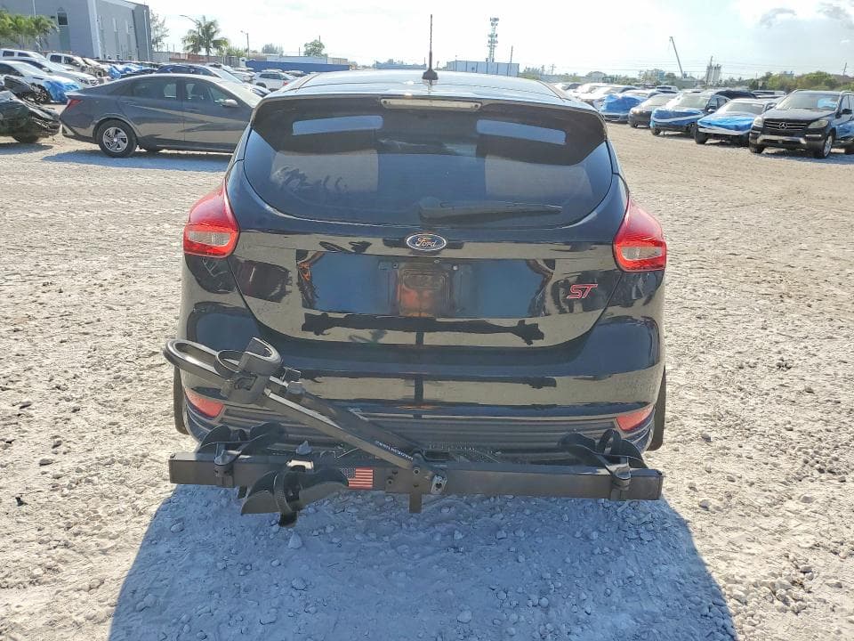 2017 FORD FOCUS ST 6