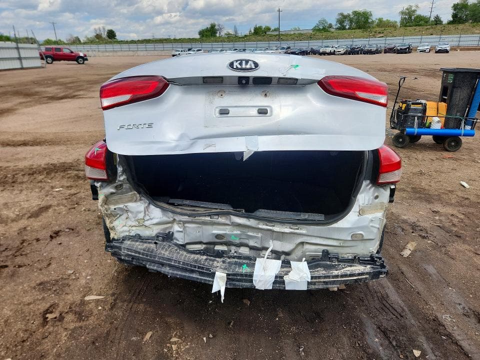 2018 KIA FORTE LX 6