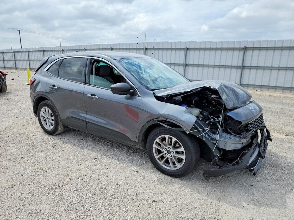 2022 FORD ESCAPE SE 4