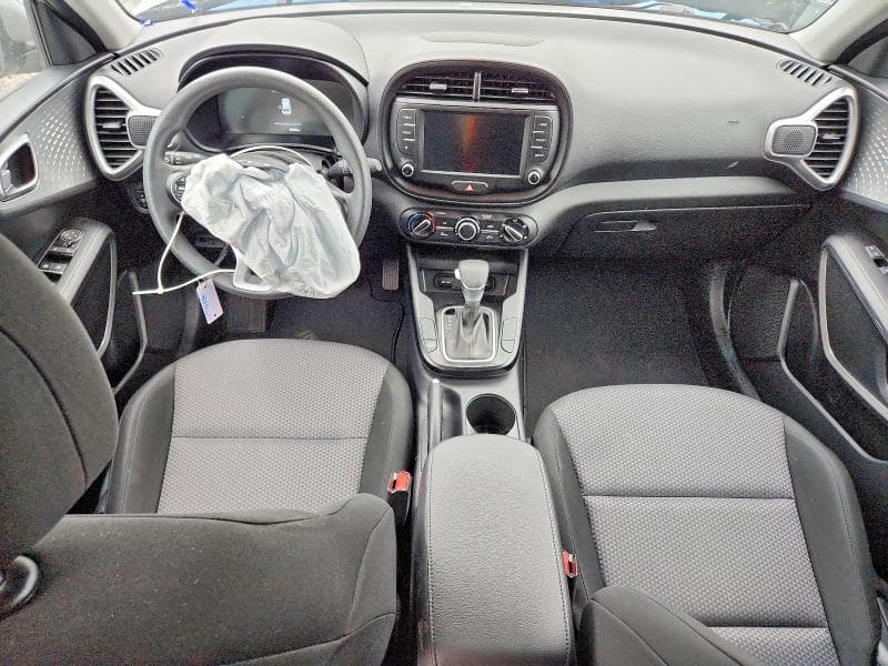 2025 KIA SOUL LX 8