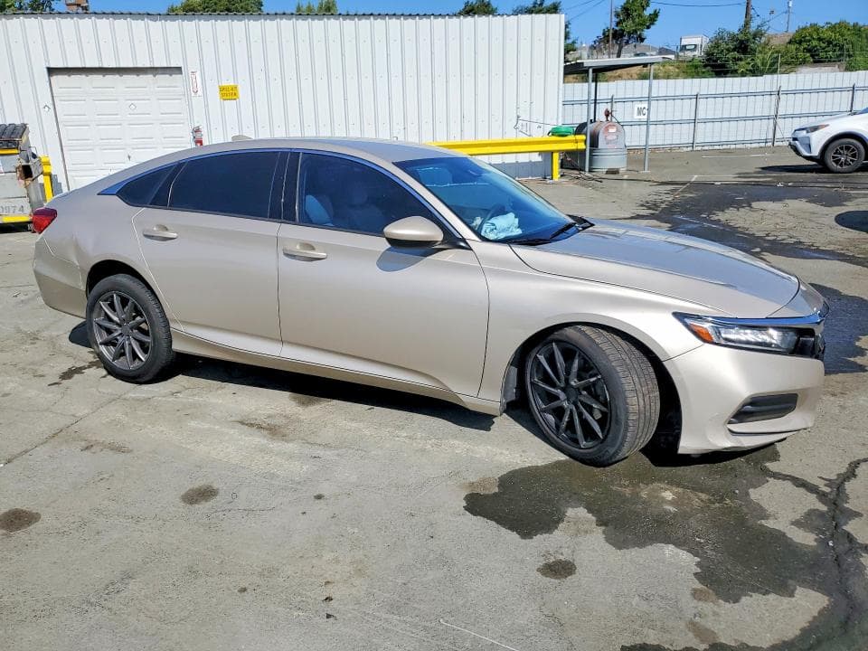 2018 HONDA ACCORD LX 4