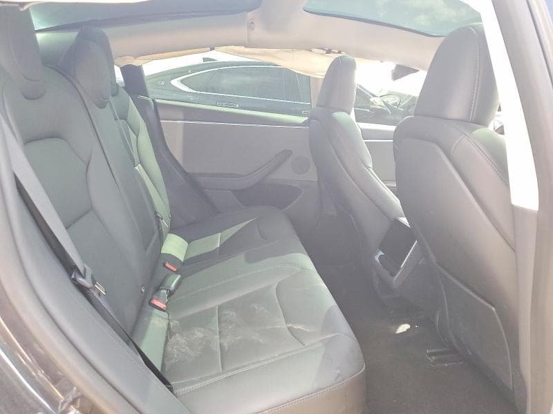 2025 TESLA MODEL 3 10