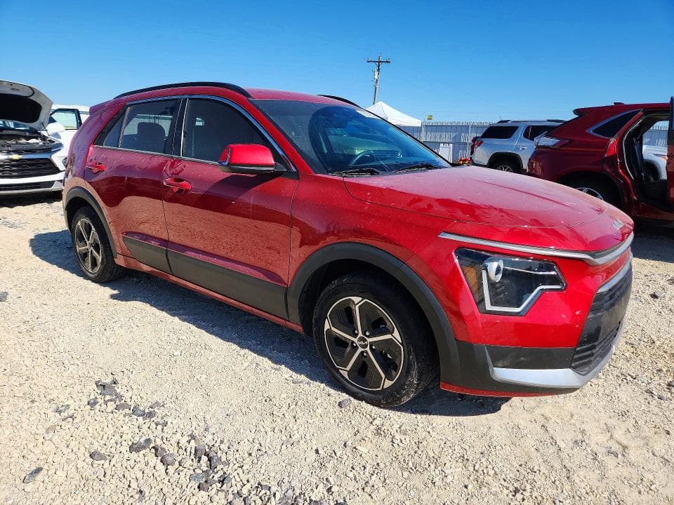 2024 KIA NIRO EX 4