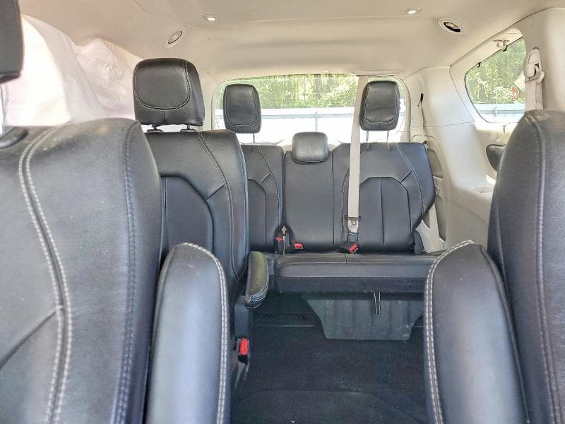 2022 CHRYSLER PACIFICA TOURING L 10