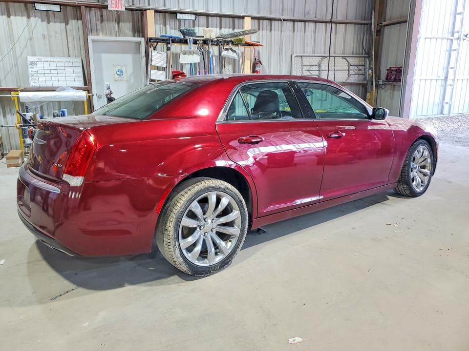 2018 CHRYSLER 300 TOURING 3