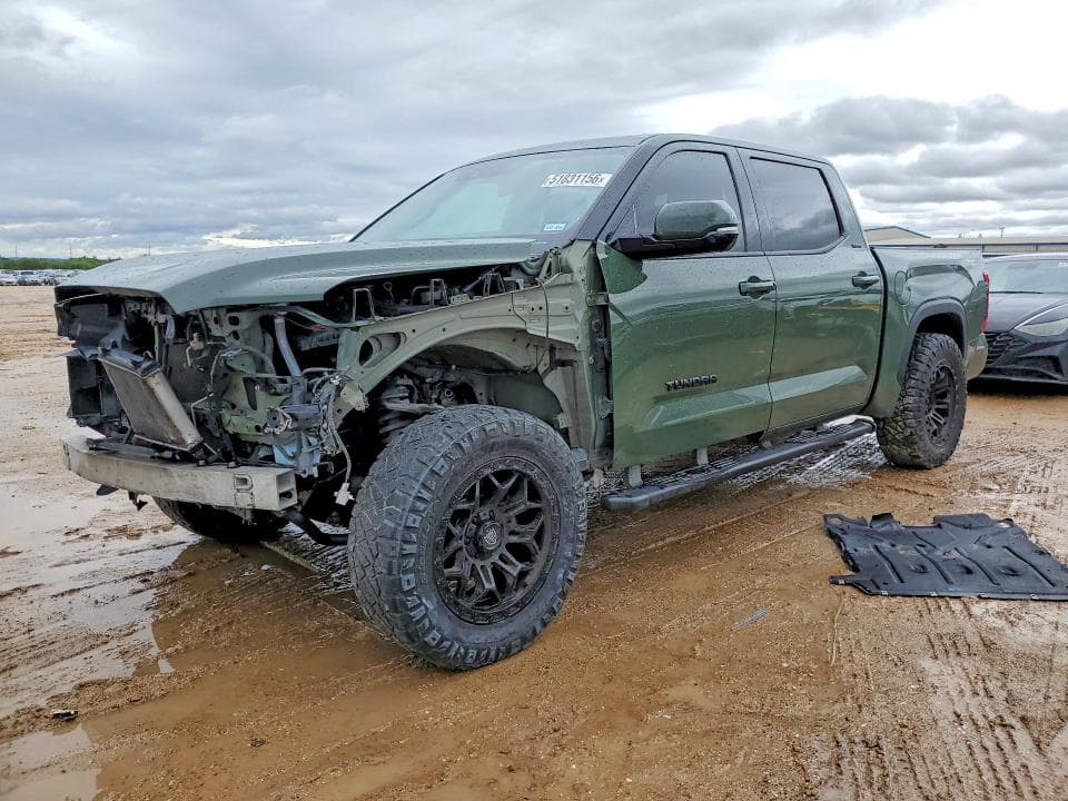 2022 TOYOTA TUNDRA SR5 - 1