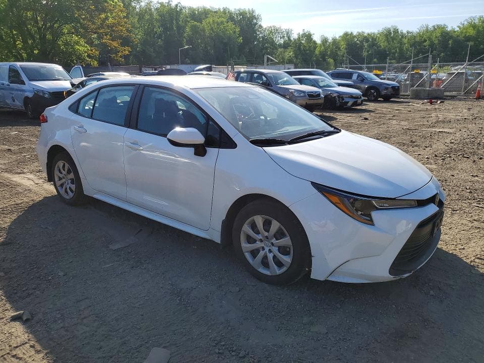 2025 TOYOTA COROLLA LE 4