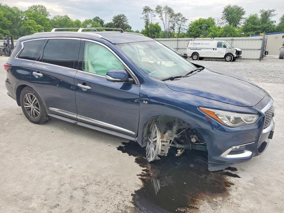 2017 INFINITI QX60 BASE 4