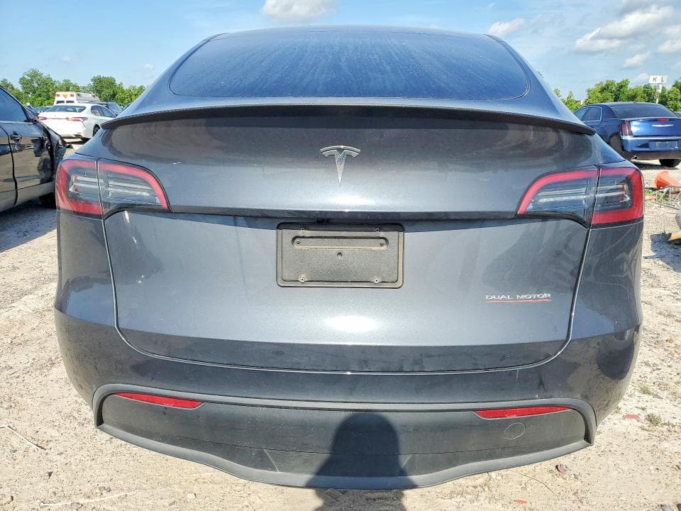 2023 TESLA MODEL Y 6