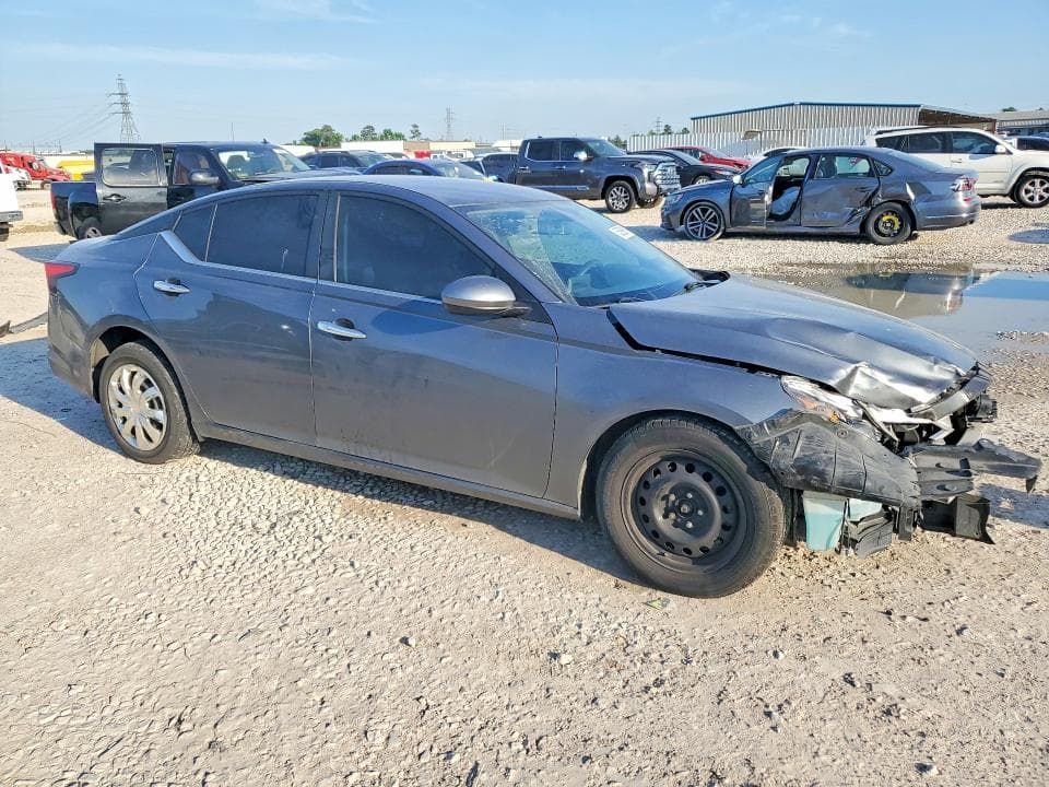 2019 NISSAN ALTIMA S 4