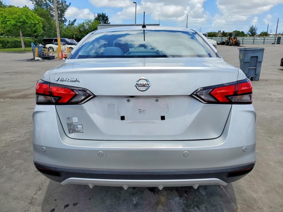 2020 NISSAN VERSA S 6