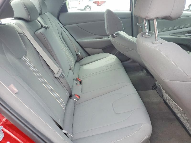 2025 HYUNDAI ELANTRA SE 10