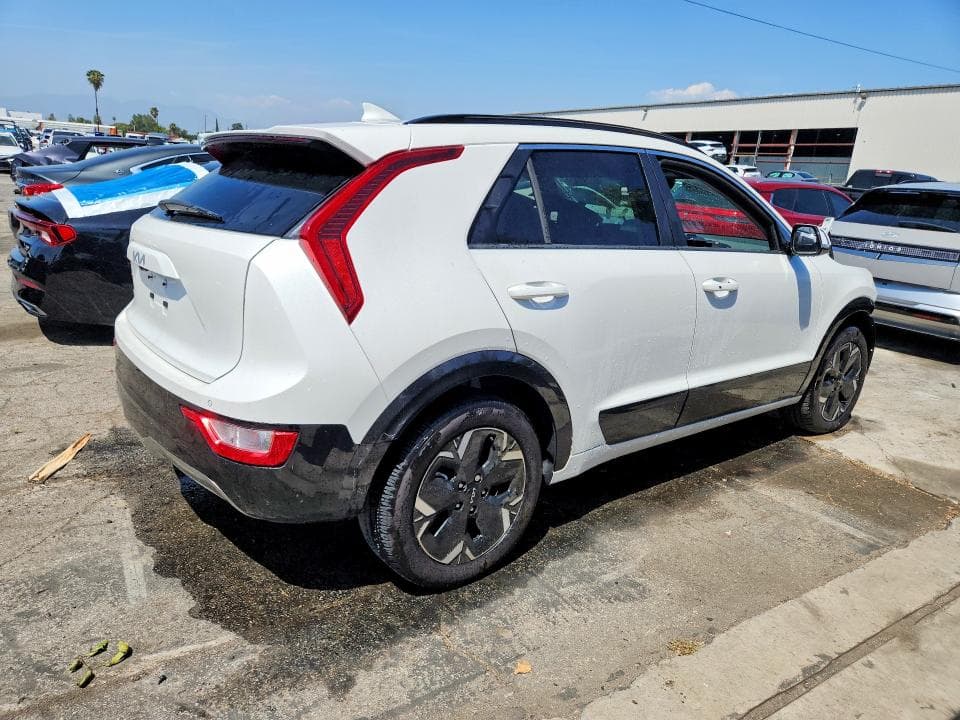 2025 KIA NIRO WIND 3