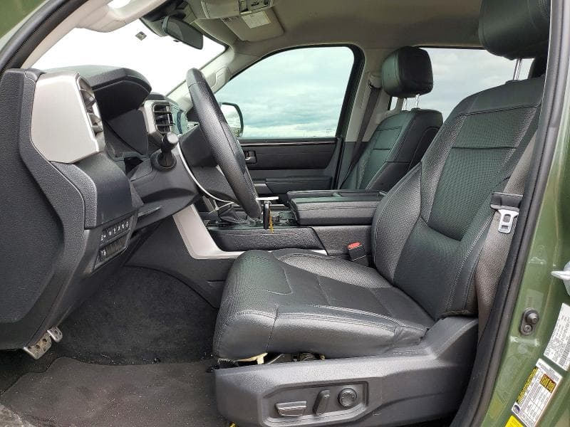 2022 TOYOTA TUNDRA SR5 7