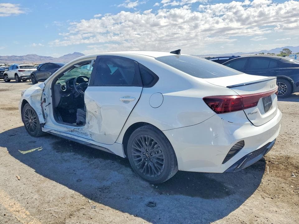 2023 KIA FORTE GT LINE 2