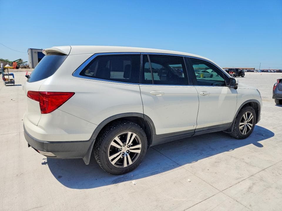 2017 HONDA PILOT EX 3