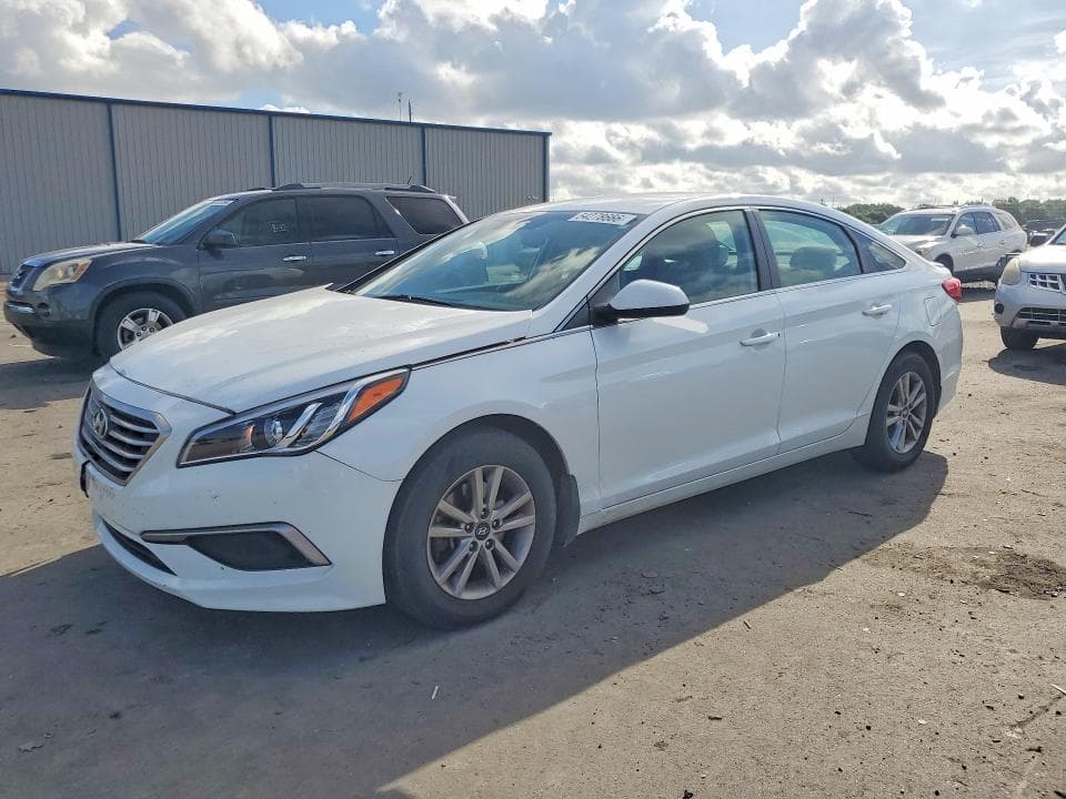 2017 HYUNDAI SONATA SE - 1