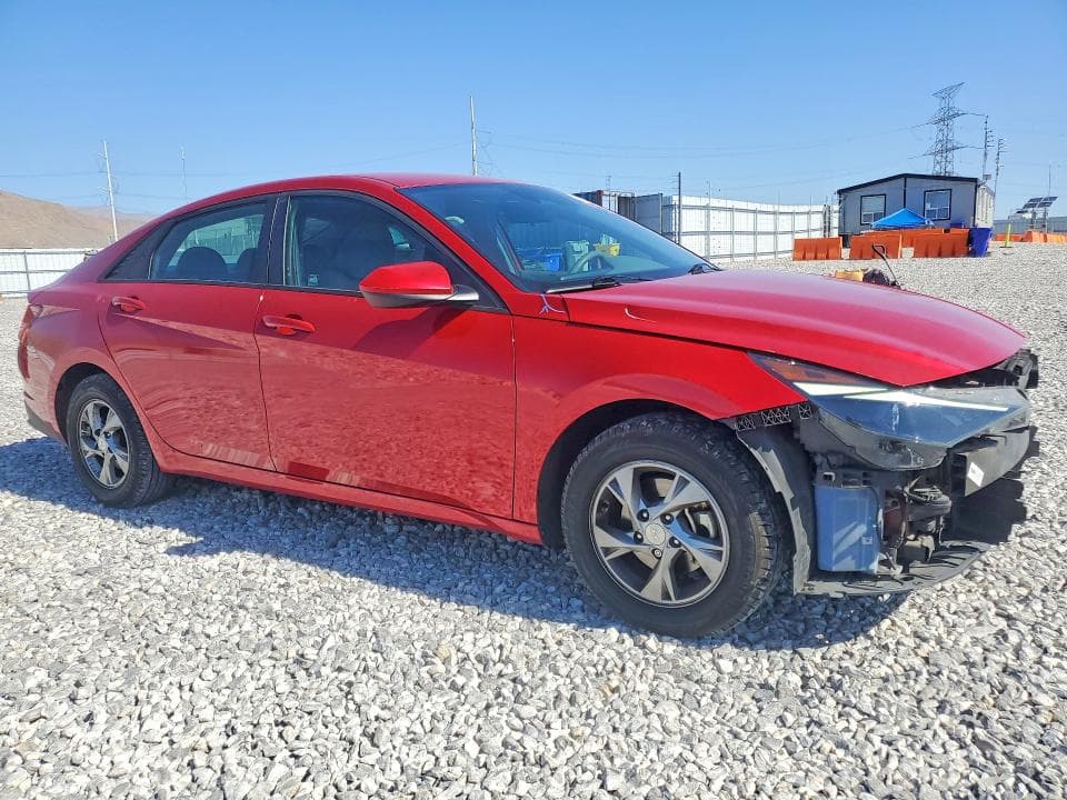 2021 HYUNDAI ELANTRA SE 4