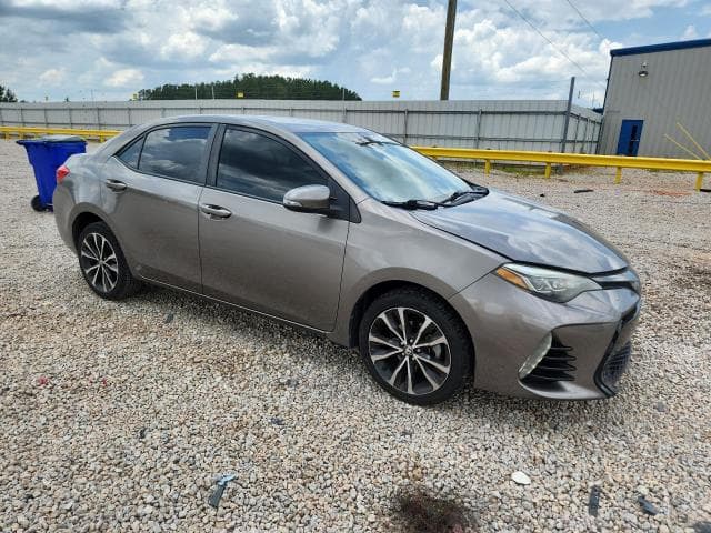 2018 TOYOTA COROLLA SE 4