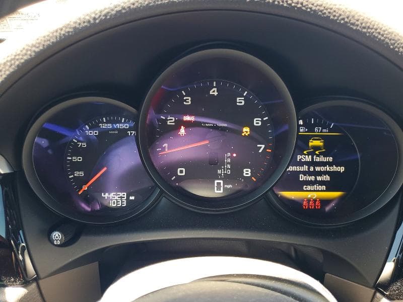 2021 PORSCHE MACAN 9