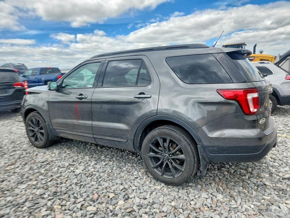 2019 FORD EXPLORER XLT 2
