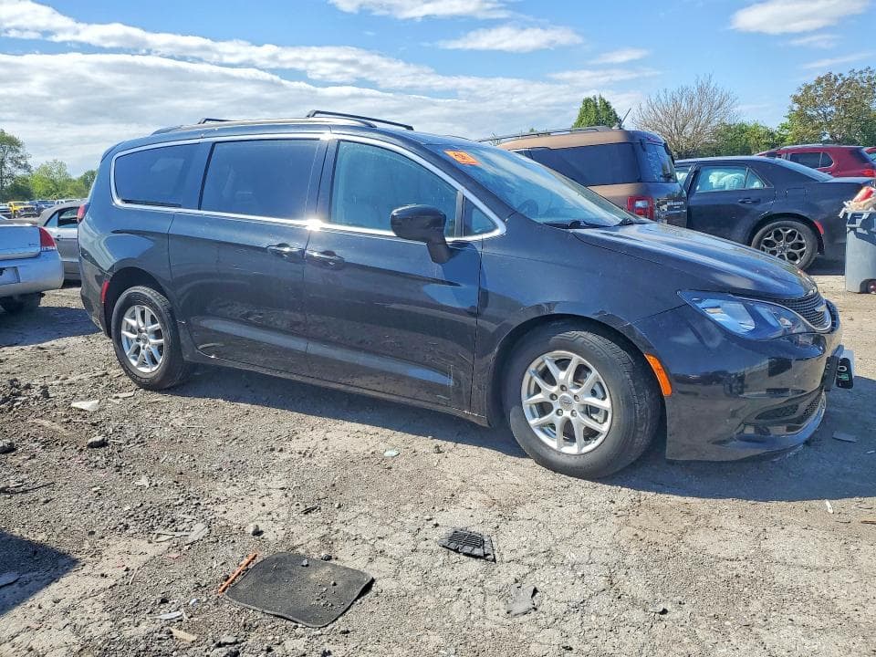 2021 CHRYSLER VOYAGER LXI 4