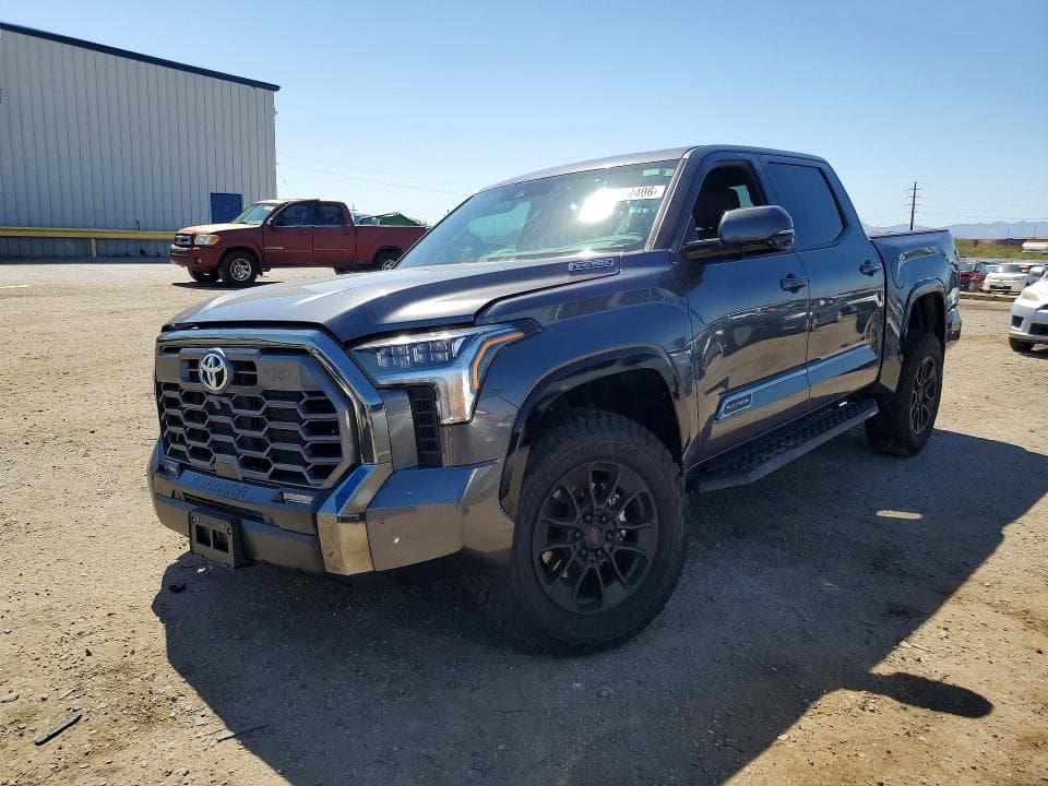 2026 TOYOTA TUNDRA PLATINUM HV