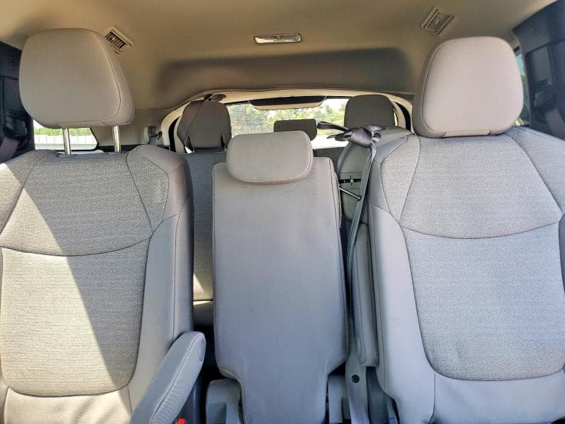 2025 TOYOTA SIENNA LE 10