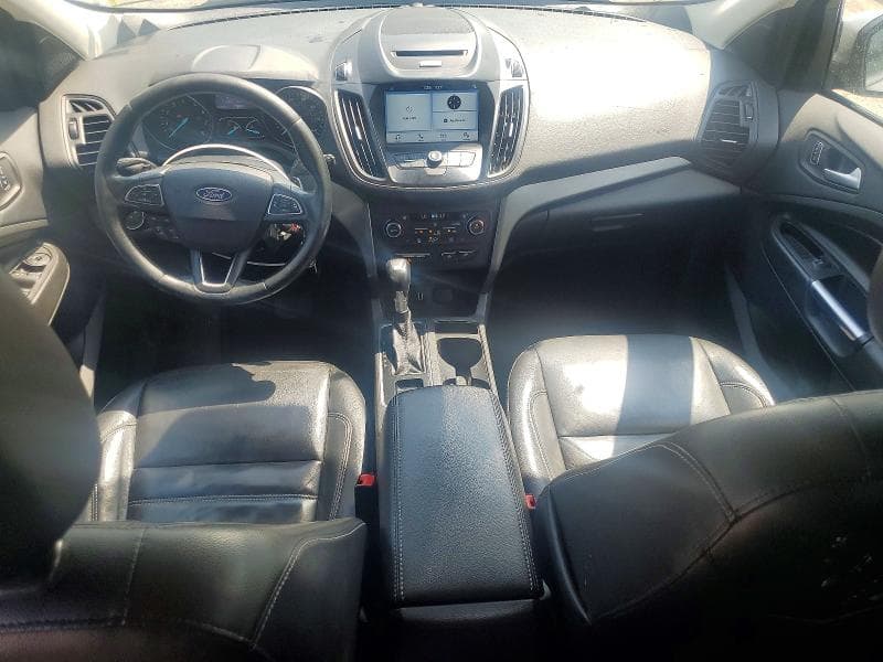 2017 FORD ESCAPE SE 8