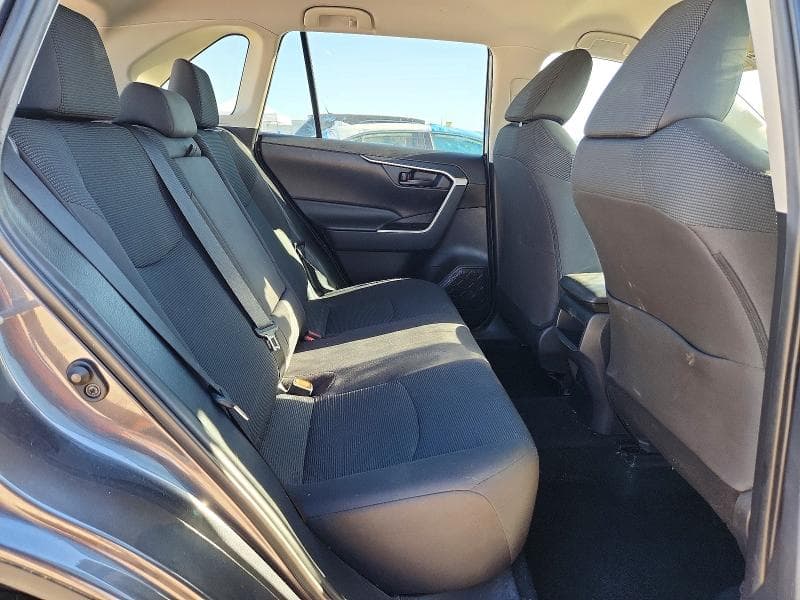 2021 TOYOTA RAV4 LE 11