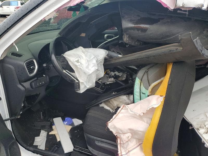 2021 HYUNDAI VENUE SEL 7