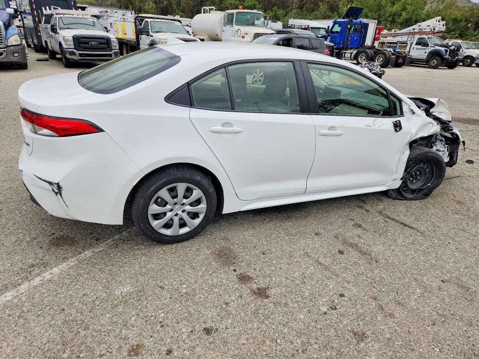 2024 TOYOTA COROLLA HYBRID LE 3