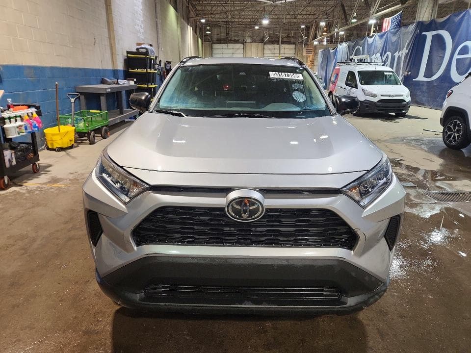 2020 TOYOTA RAV4 LE 5
