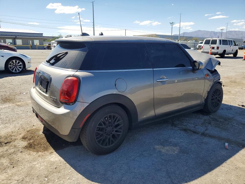 2018 MINI COOPER 3