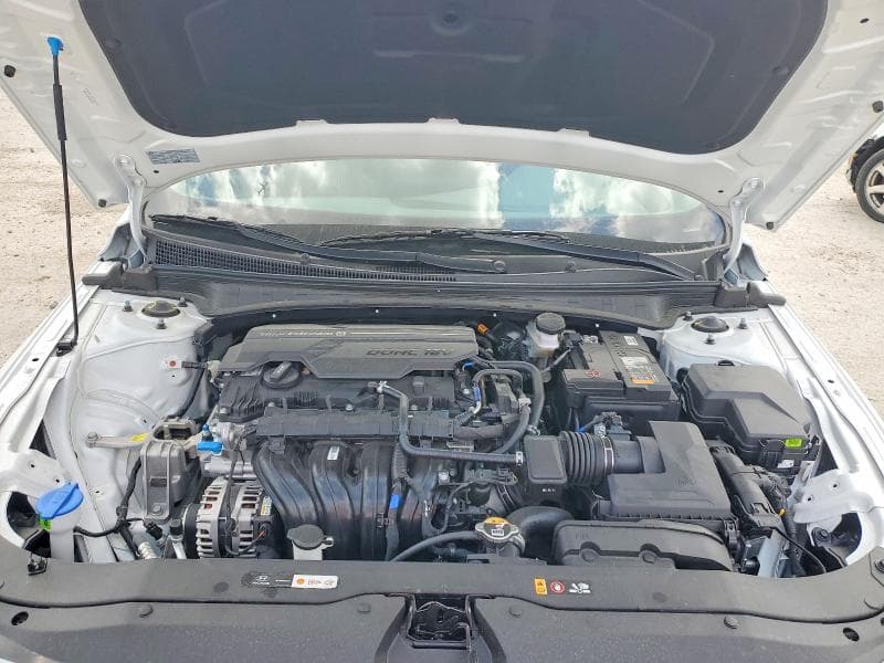 2025 HYUNDAI ELANTRA SEL SPORT 11