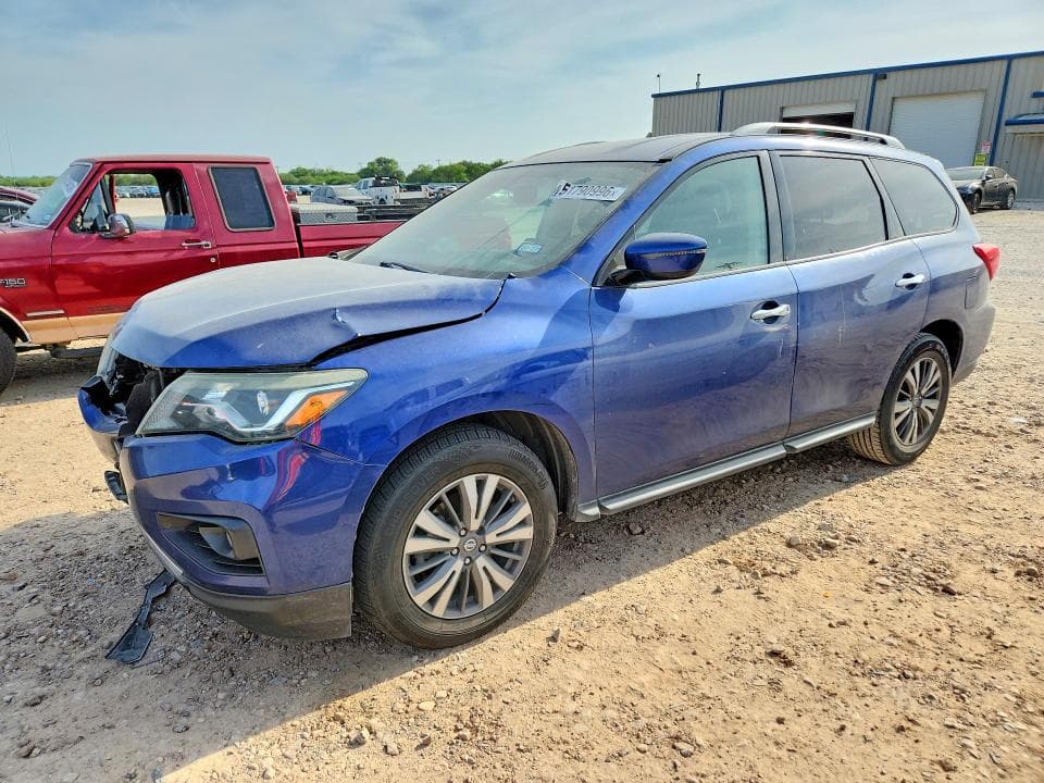 2017 NISSAN PATHFINDER SV - 1