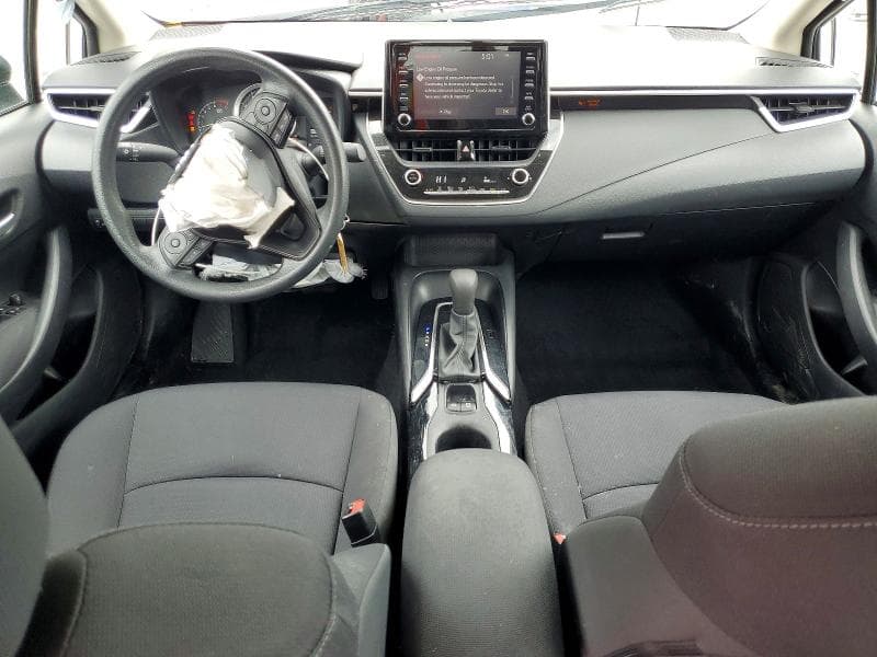 2020 TOYOTA COROLLA LE 8