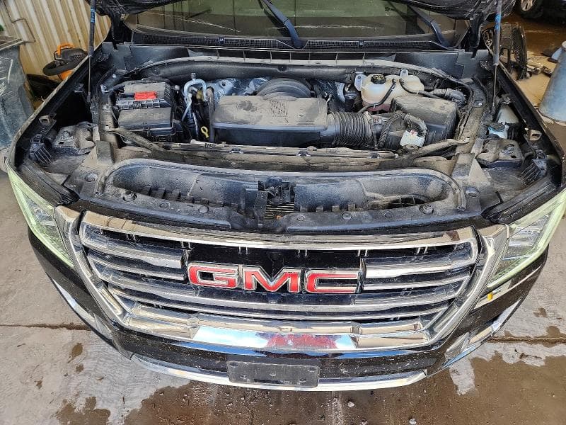 2023 GMC YUKON SLT 12