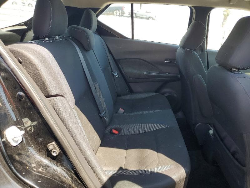 2020 NISSAN KICKS SV 19