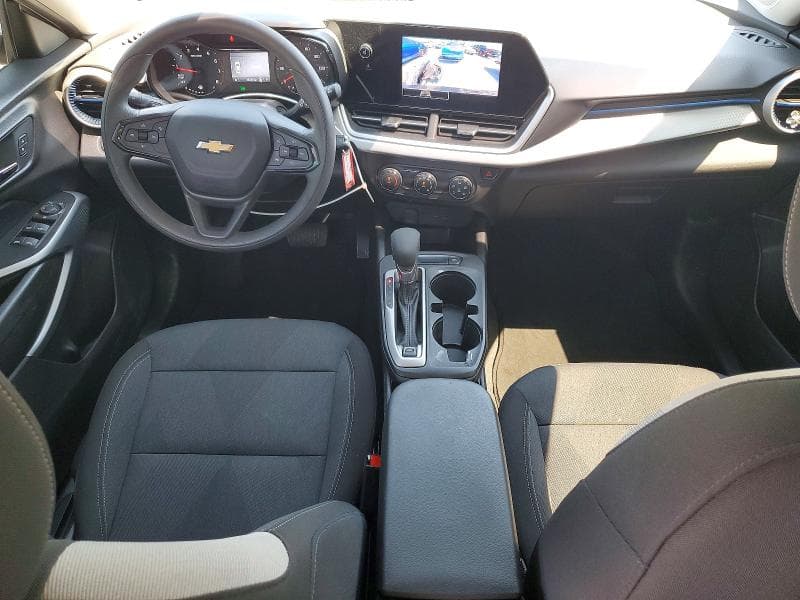 2024 CHEVROLET TRAX LS 8