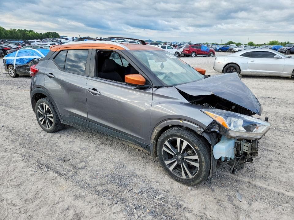 2018 NISSAN KICKS SV 4