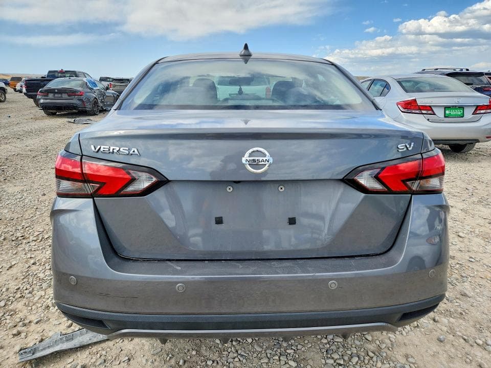 2021 NISSAN VERSA SV 6