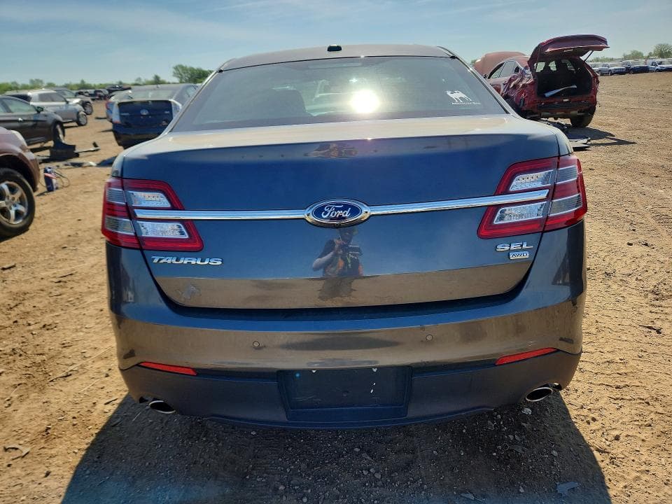 2017 FORD TAURUS SEL 6