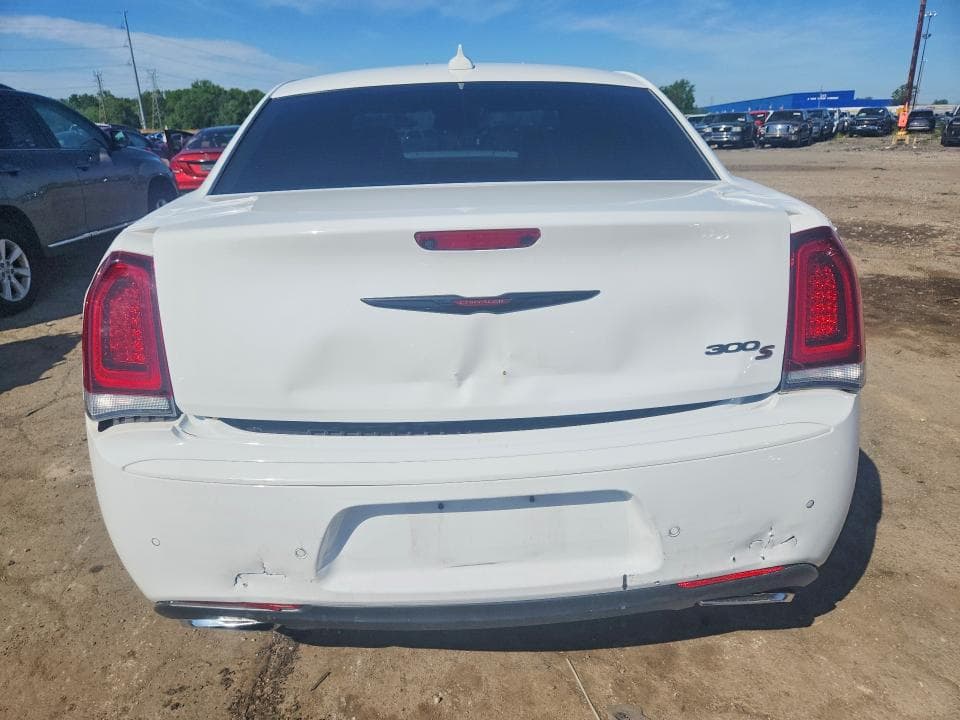 2021 CHRYSLER 300 S 6