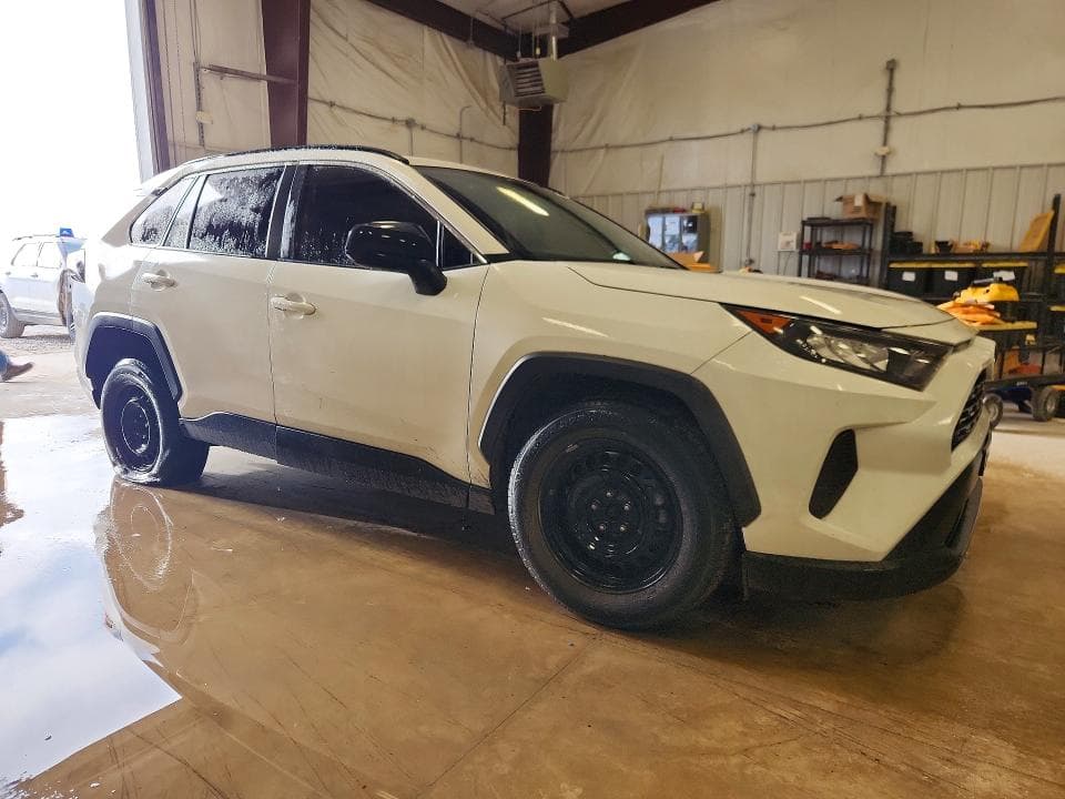 2021 TOYOTA RAV4 LE 4