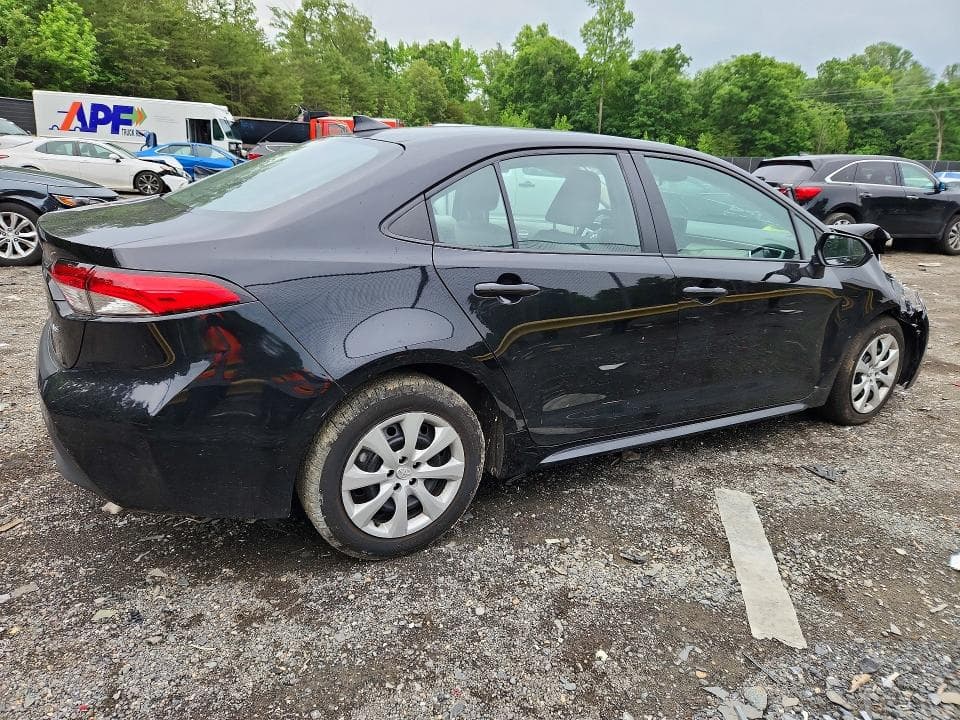 2025 TOYOTA COROLLA LE 3