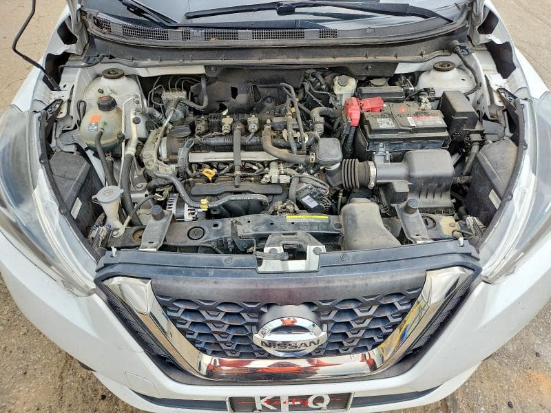 2019 NISSAN KICKS SR 12